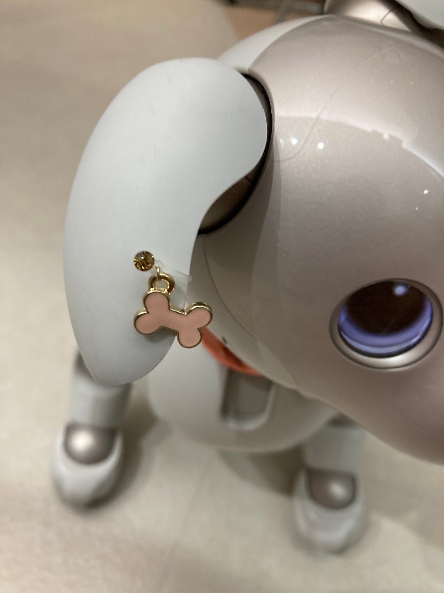 aiboちゃんのゆらゆらボーンイヤリング